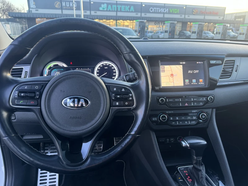 Kia Niro 1.6 Hybrid Style, navi, JBL, кожа , снимка 10 - Автомобили и джипове - 52818609
