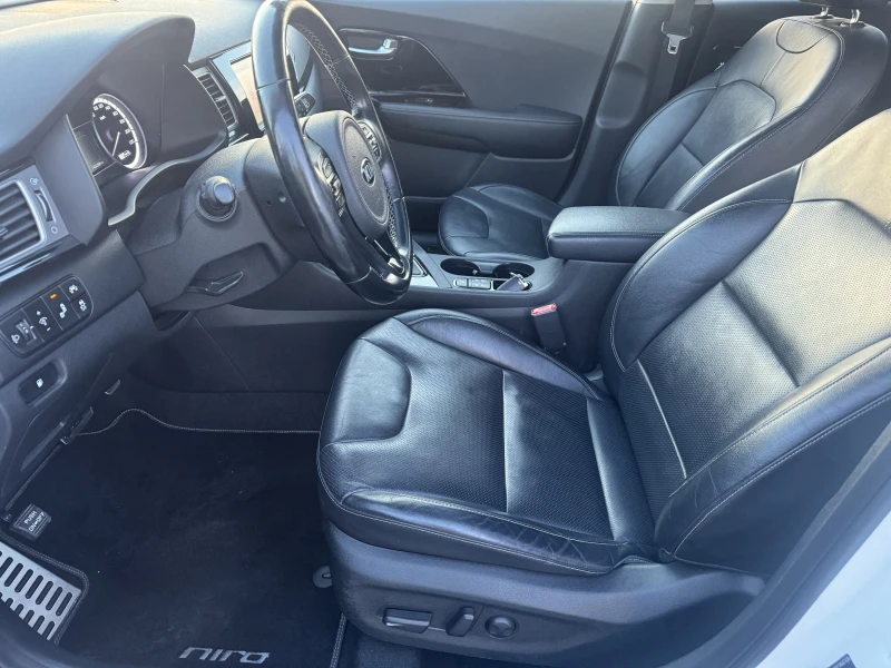 Kia Niro 1.6 Hybrid Style, navi, JBL, кожа , снимка 6 - Автомобили и джипове - 52818609