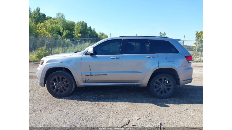 Jeep Grand cherokee High Altitude 4x4, снимка 5 - Автомобили и джипове - 52818747