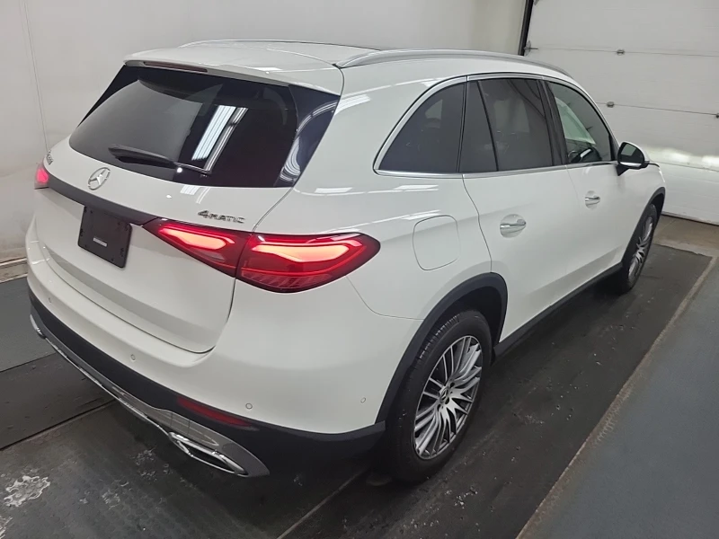 Mercedes-Benz GLC 300 * 4MATIC * CARFAX* ОПЦИЯ ЗА ФИНАНСИРАНЕ* , снимка 5 - Автомобили и джипове - 53246074