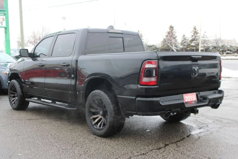 Dodge RAM 1500 Sport Crew Cab 4WD Moonroof| HEATED SEATS| MEMORY, снимка 5 - Автомобили и джипове - 53361384