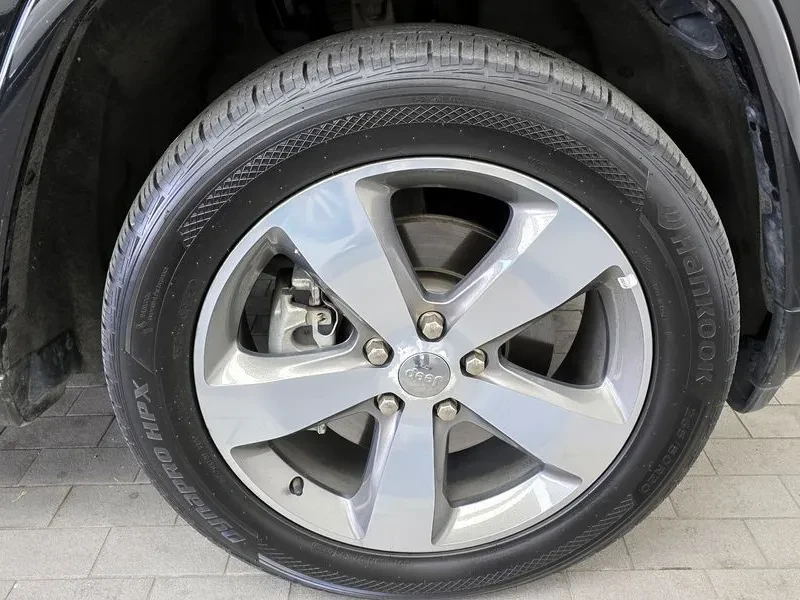 Jeep Grand cherokee 3.0 Diesel, снимка 5 - Автомобили и джипове - 55644271