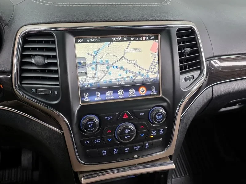 Jeep Grand cherokee 3.0 Diesel, снимка 14 - Автомобили и джипове - 55644271