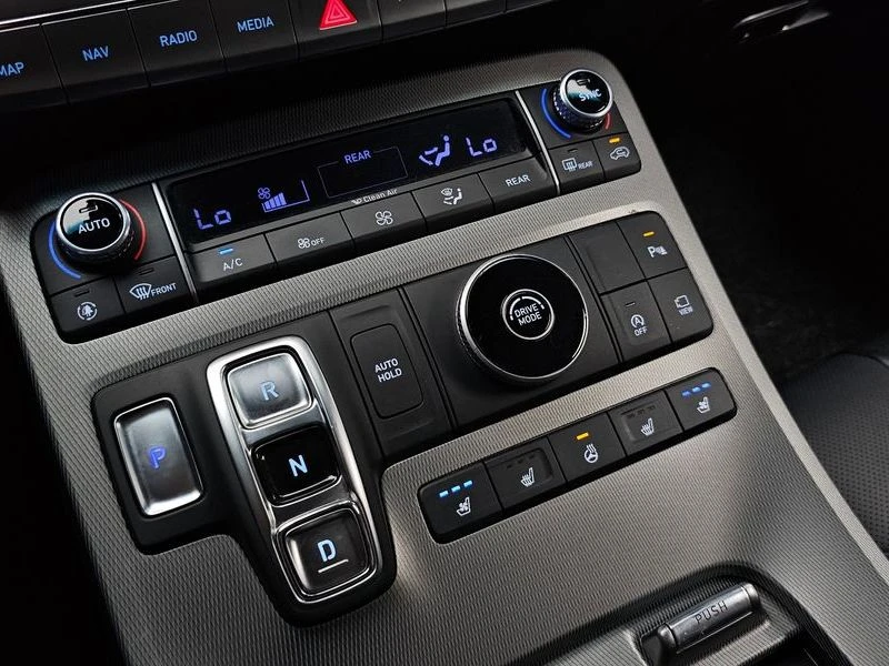 Hyundai Palisade 2.2 290 hp Automatic, снимка 9 - Автомобили и джипове - 55816613