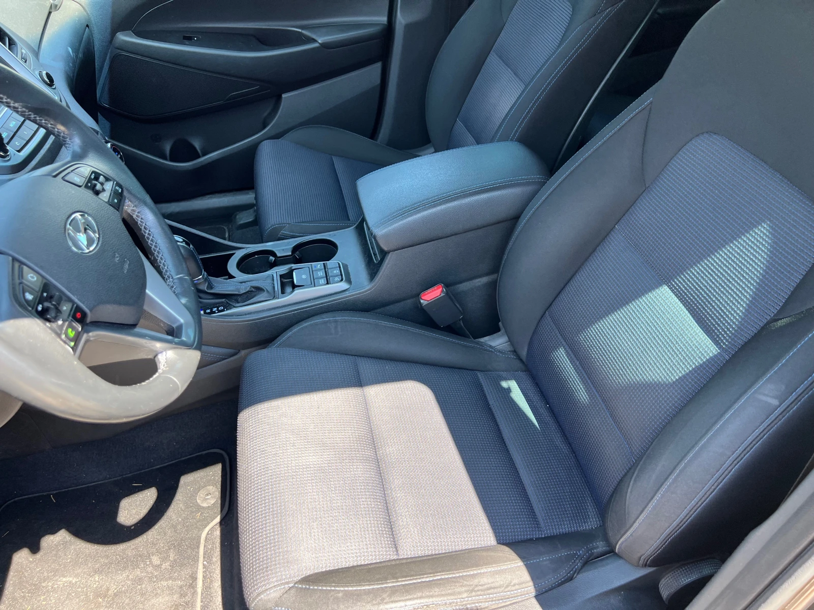Hyundai Tucson 1.7 CRDI - изображение 10