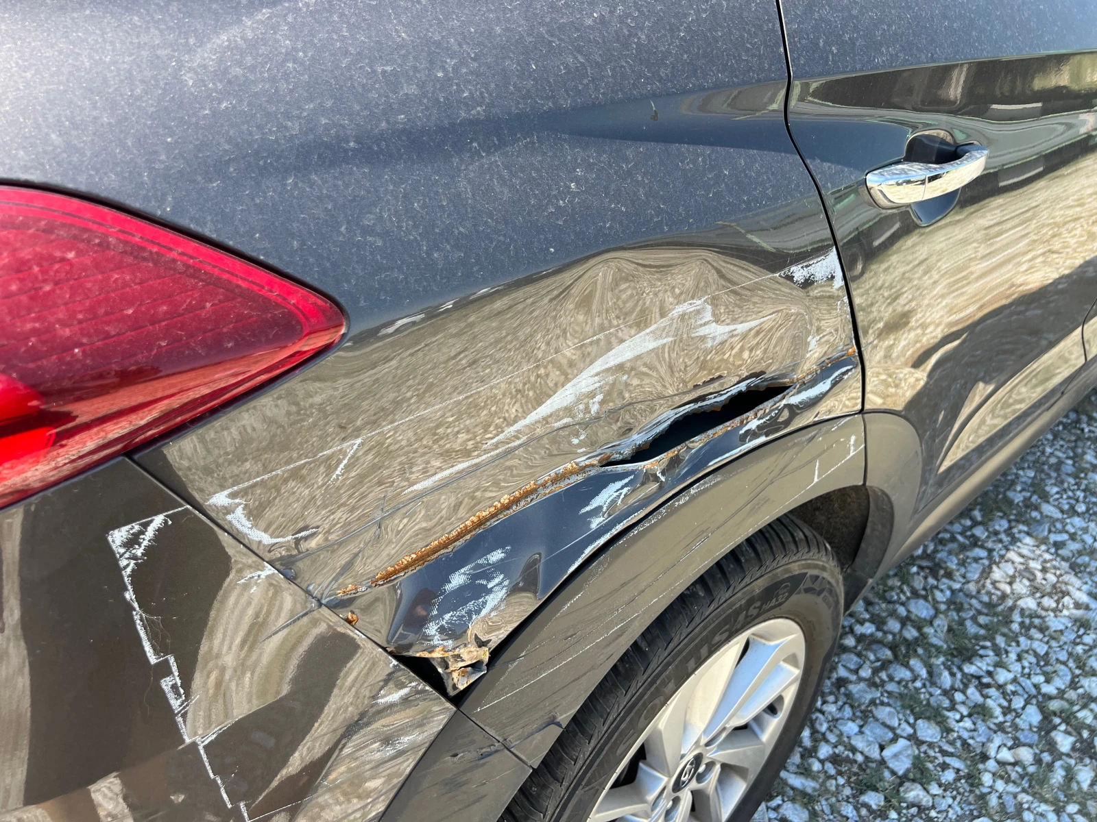 Hyundai Tucson 1.7 CRDI - изображение 6