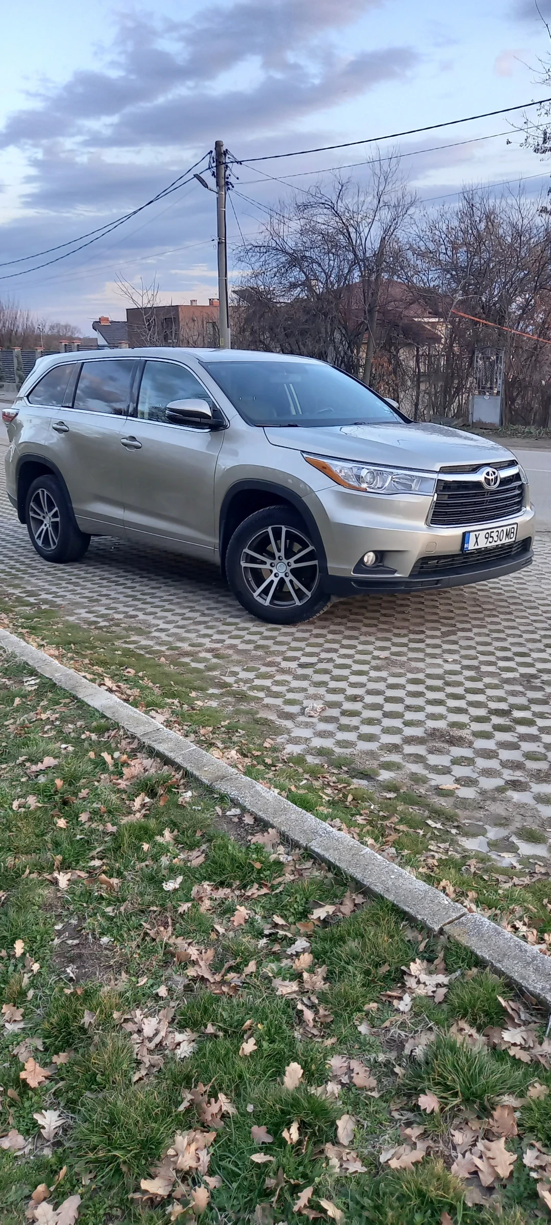 Toyota Highlander LE - изображение 4