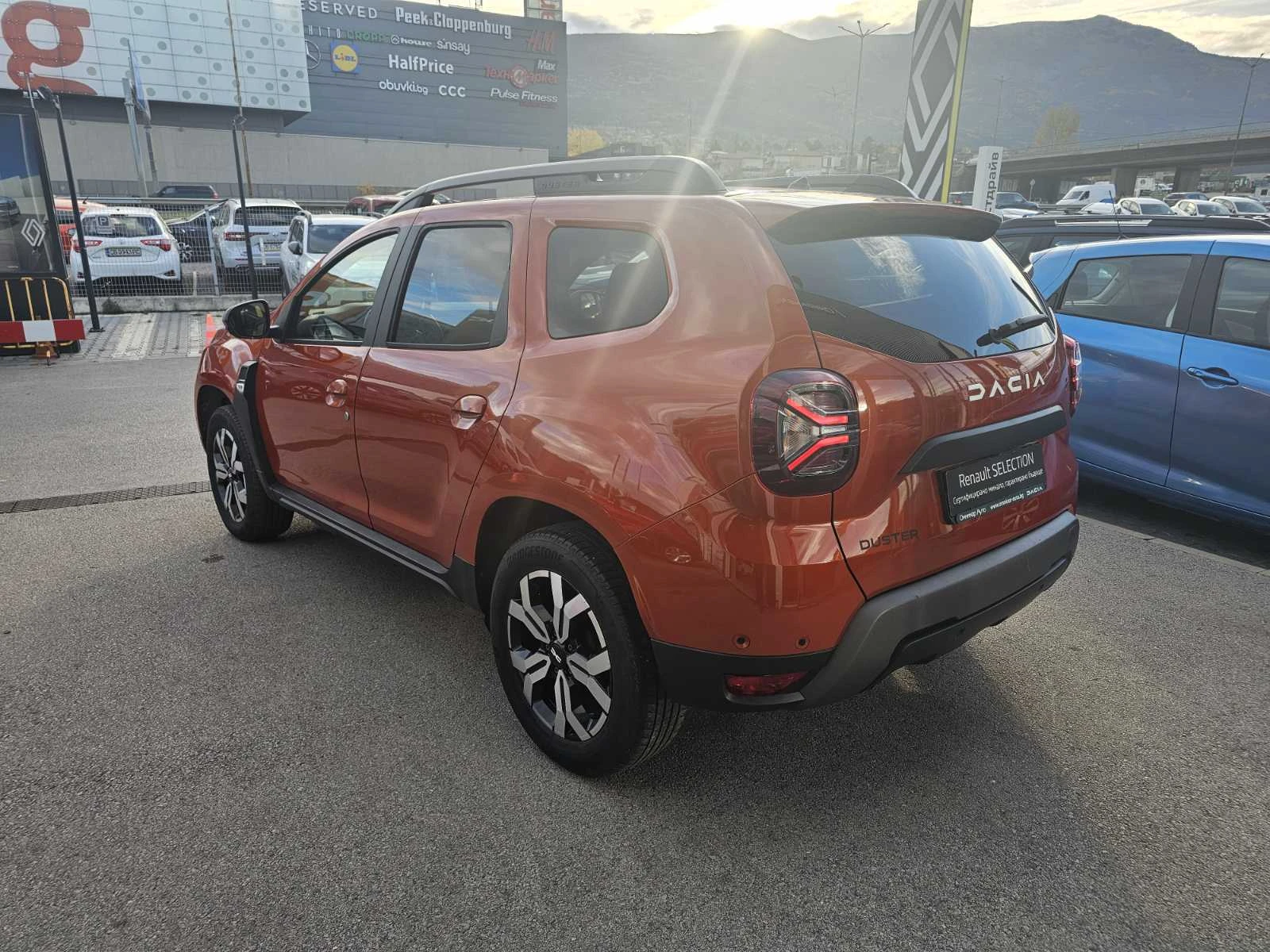 Dacia Duster 1.3 TCe 130 4x2 - изображение 4