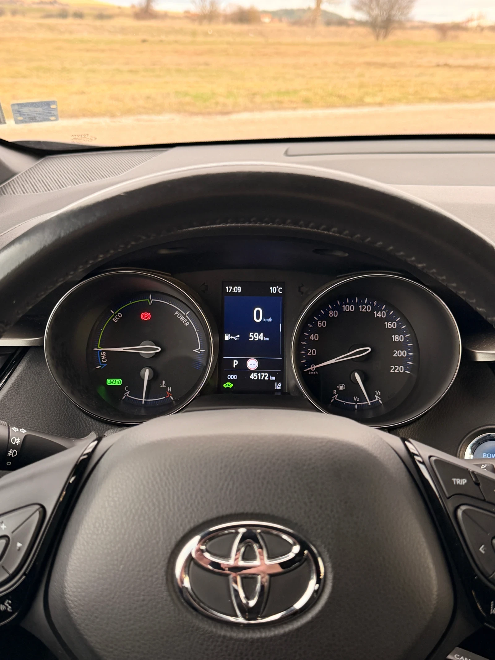 Toyota C-HR, снимка 14 - Автомобили и джипове - 53600362