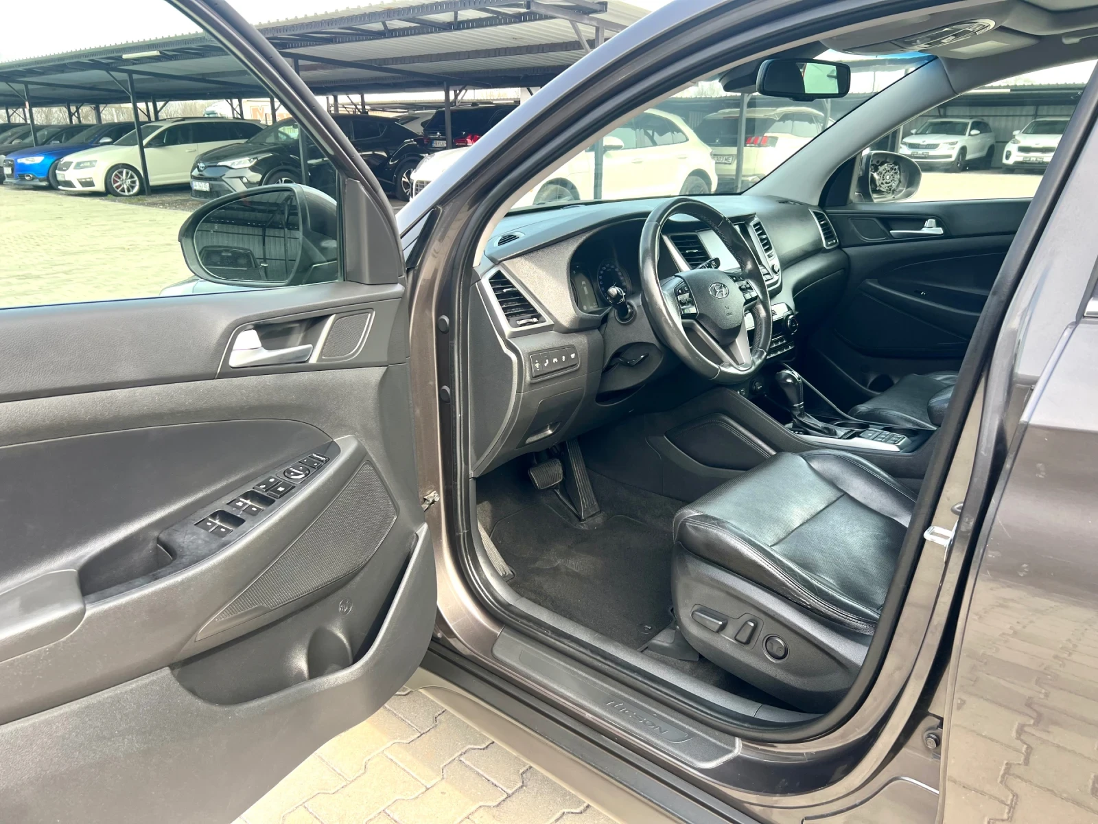 Hyundai Tucson 2, 0 4/4 - изображение 7