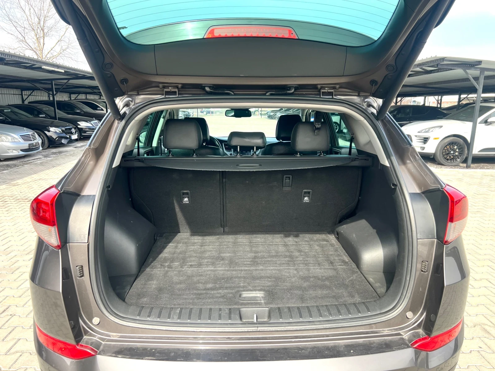 Hyundai Tucson 2, 0 4/4 | Mobile.bg � ����������� 16