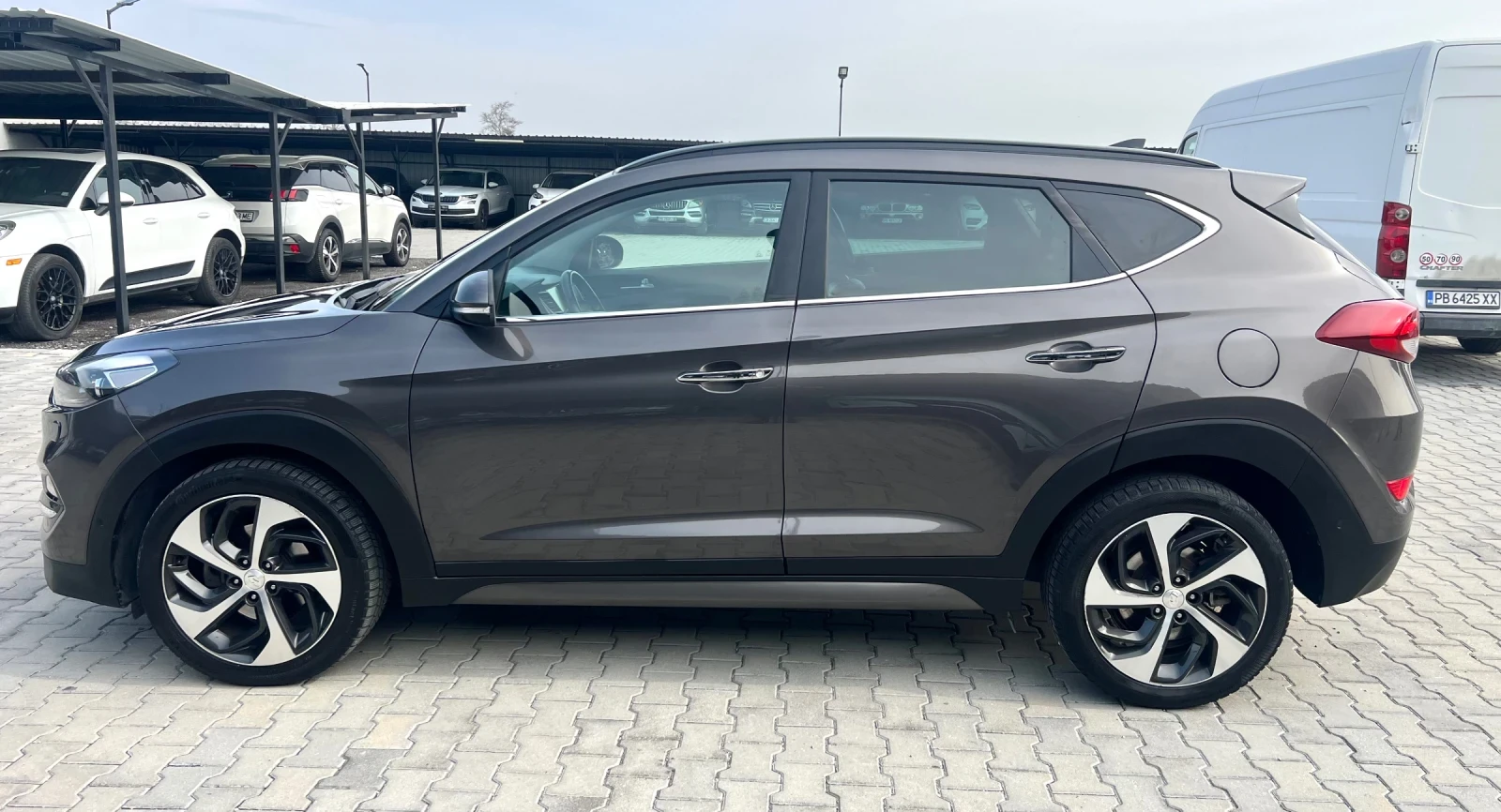 Hyundai Tucson 2, 0 4/4 - изображение 4