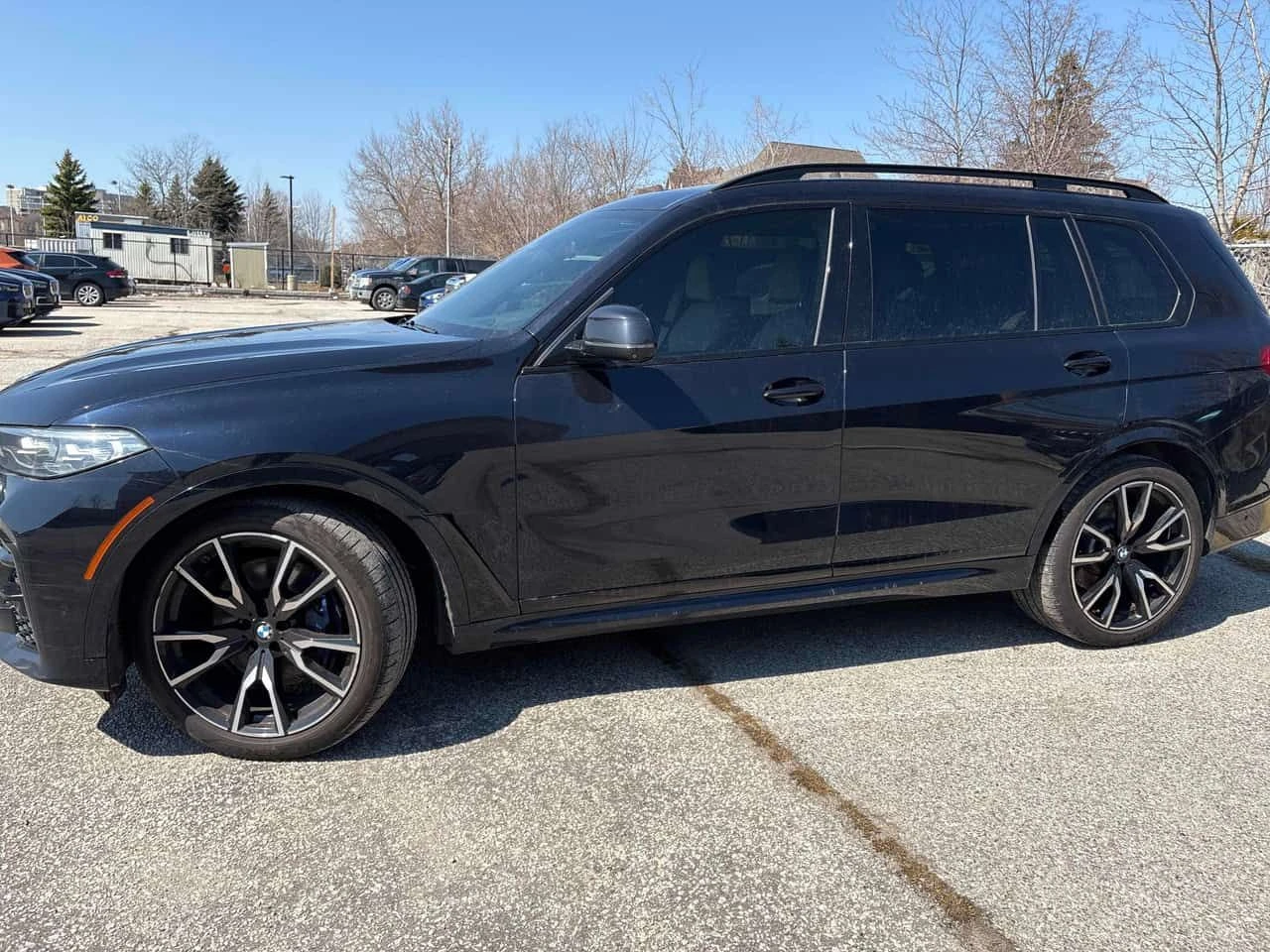 BMW X7 * xDrive50i * DISTRONIC* МАСАЖ* ВАКУУМ* , снимка 2 - Автомобили и джипове - 54169030