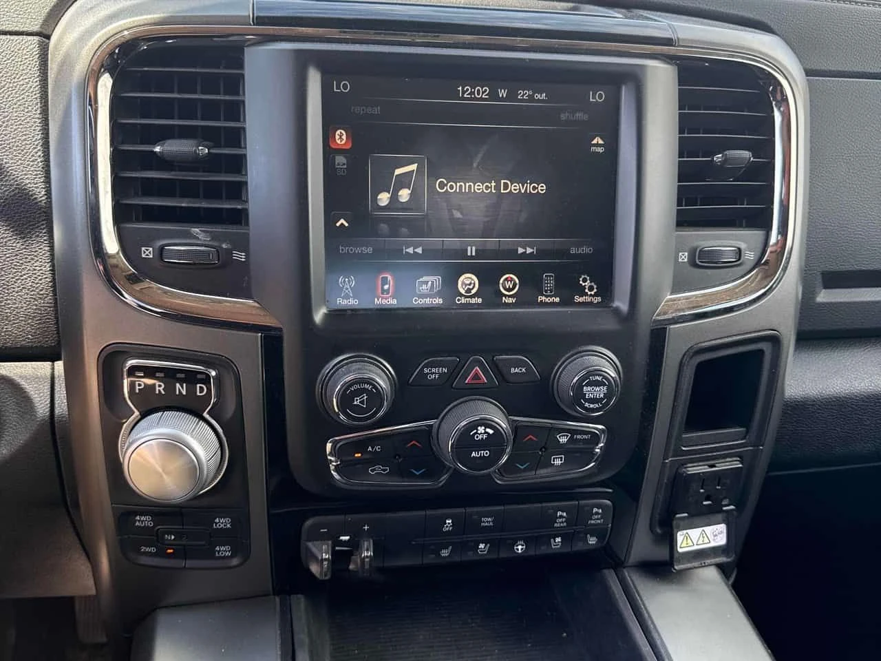 Dodge RAM 1500 * Sport * АВТОКРЕДИТ БЕЗ ПЪРВОНАЧАЛНА ВНОСКА* , снимка 9 - Автомобили и джипове - 54668410