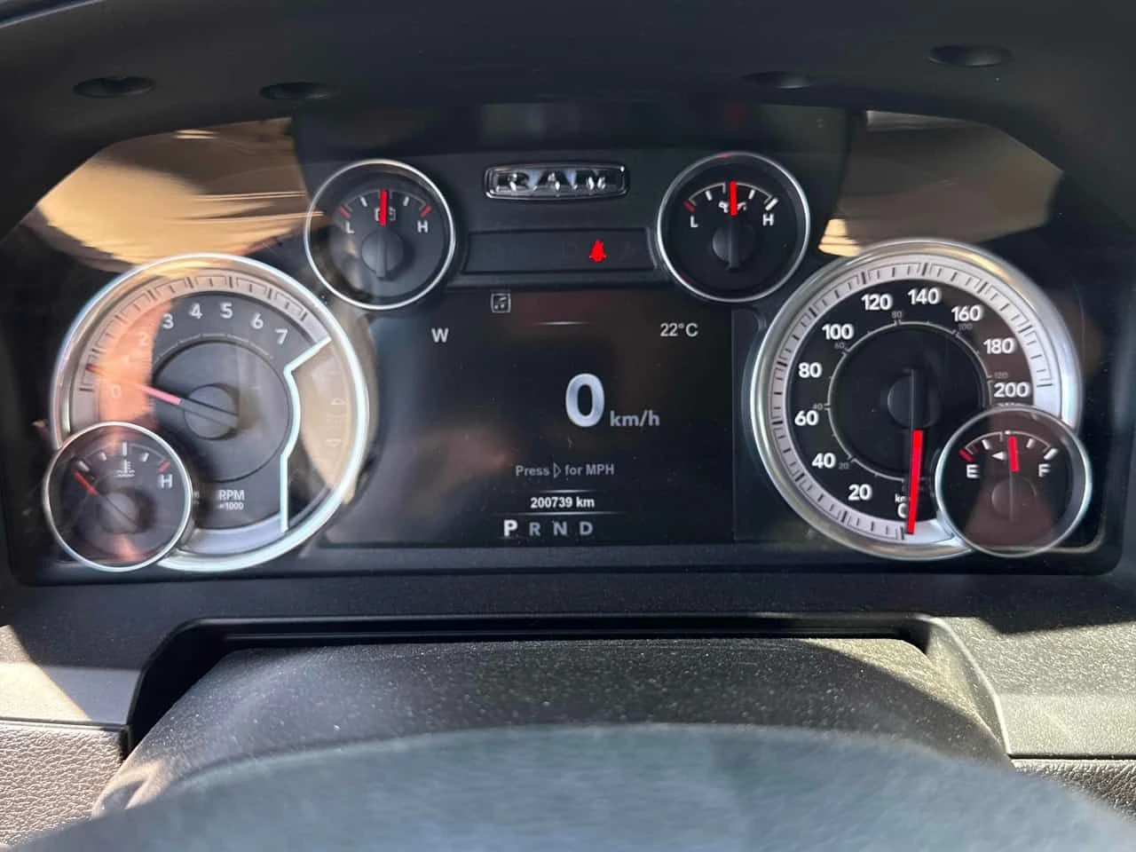 Dodge RAM 1500 * Sport * АВТОКРЕДИТ БЕЗ ПЪРВОНАЧАЛНА ВНОСКА* , снимка 8 - Автомобили и джипове - 54668410