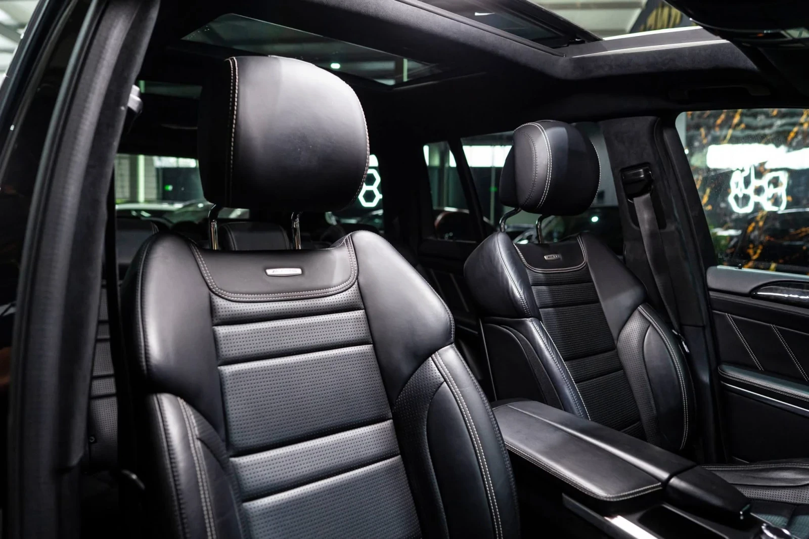 Mercedes-Benz GL 63 AMG V8 BITURBO 7 МЕСТЕН LED ПАНО H&K ЛИЗИНГ 100%, снимка 14 - Автомобили и джипове - 54986732