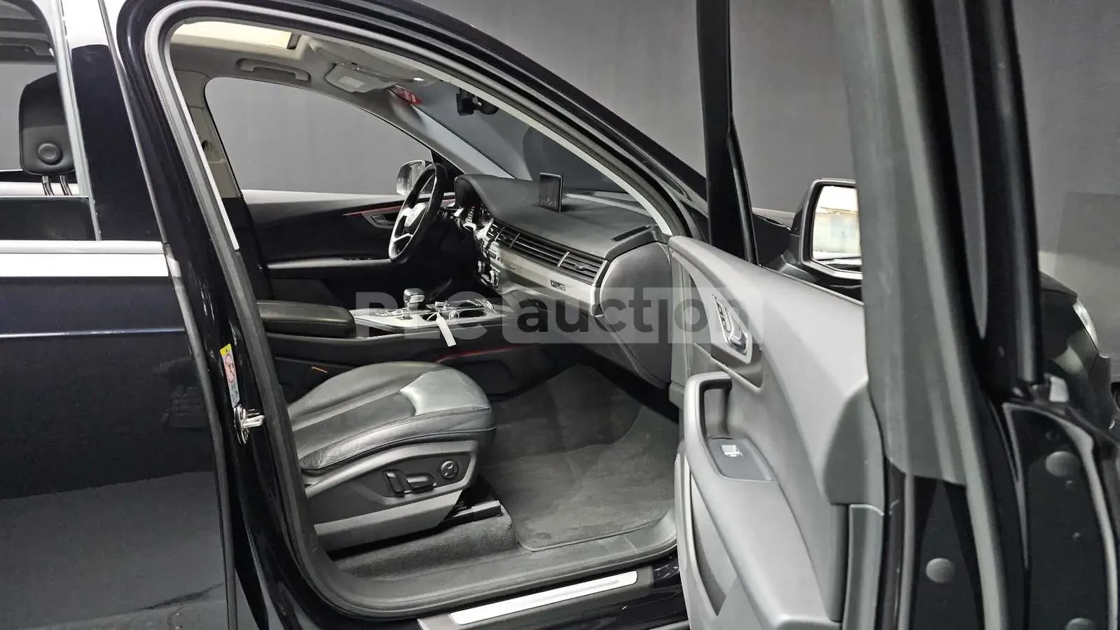 Audi Q7 PRESTIGE !УНИКАТ! #ПЪЛНО ОБОРУДВАНЕ# !ПАНОРАМА/360, снимка 14 - Автомобили и джипове - 55066027