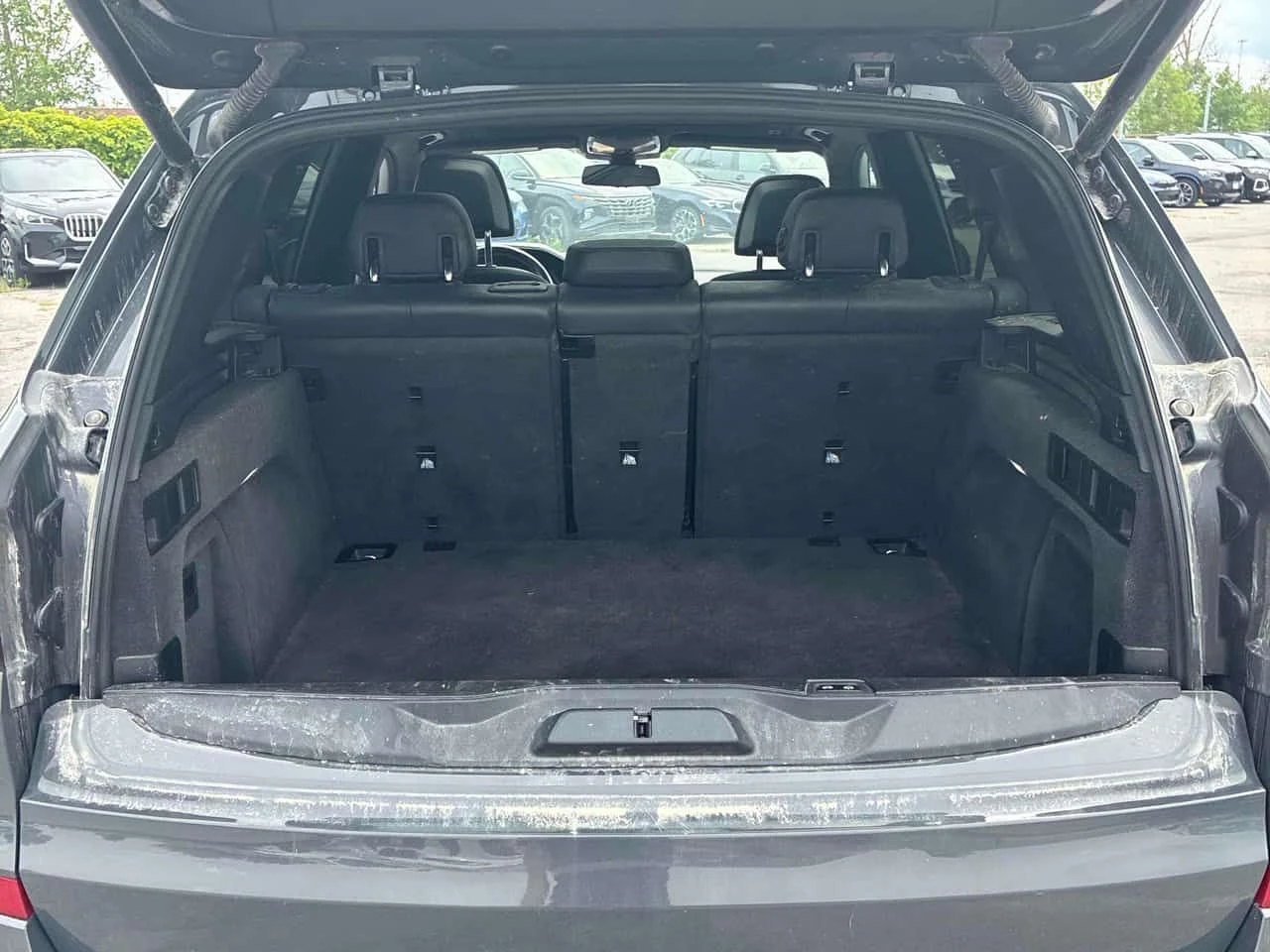 BMW X5 xDrive40i M-Pack Distronic Laser CARFAX, снимка 16 - Автомобили и джипове - 55616745