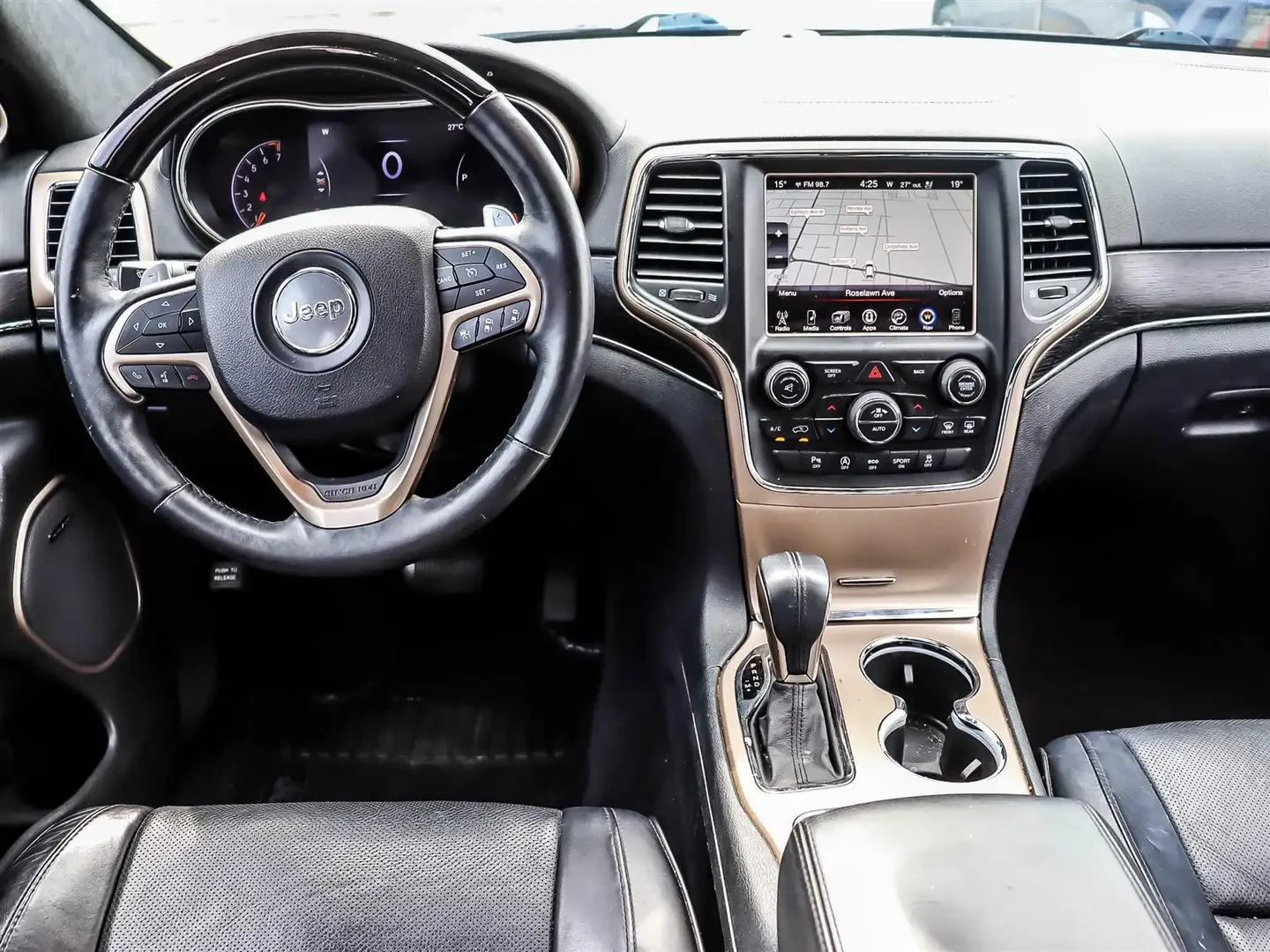 Jeep Grand cherokee SUMMIT HARMON KARDON/PANORAMA/EKPAHИ, снимка 9 - Автомобили и джипове - 55652587