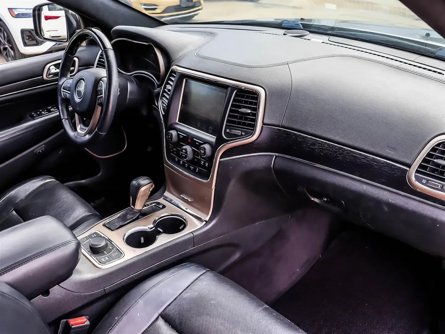 Jeep Grand cherokee SUMMIT HARMON KARDON/PANORAMA/EKPAHИ, снимка 7 - Автомобили и джипове - 55652587