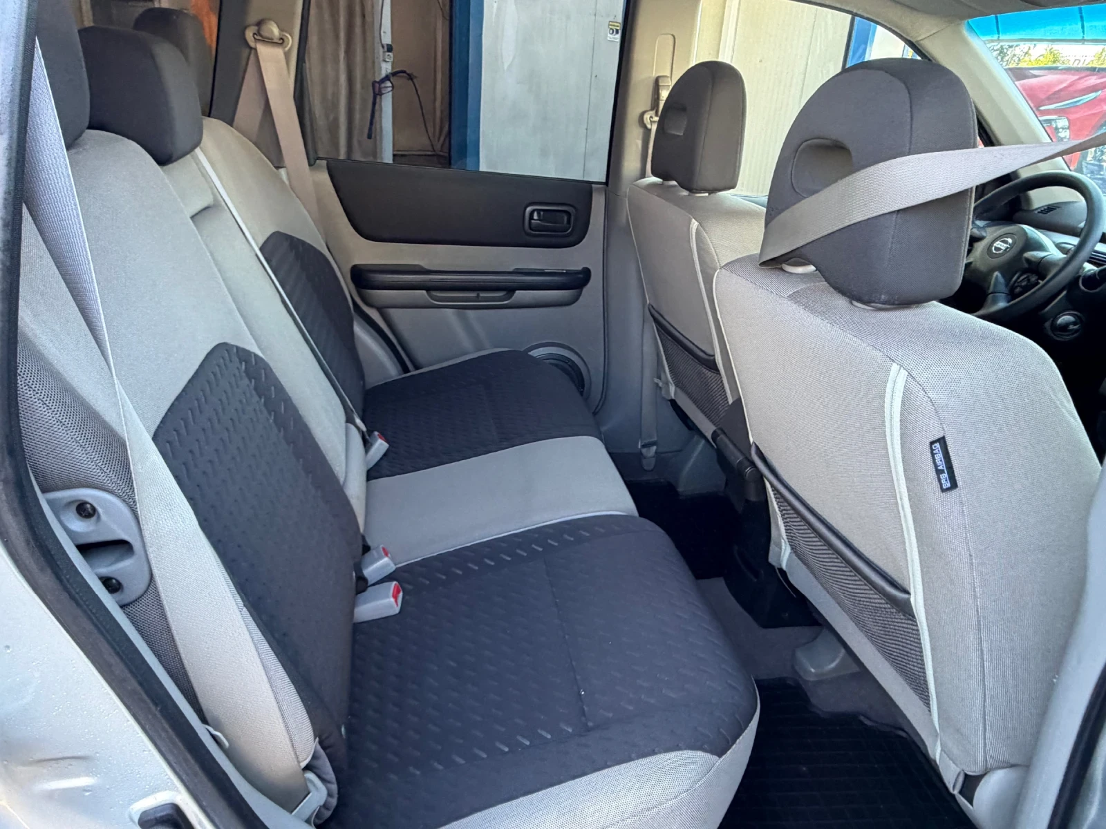 Nissan X-trail 2.2 136�� 4�4 ������ | Mobile.bg � ����������� 11