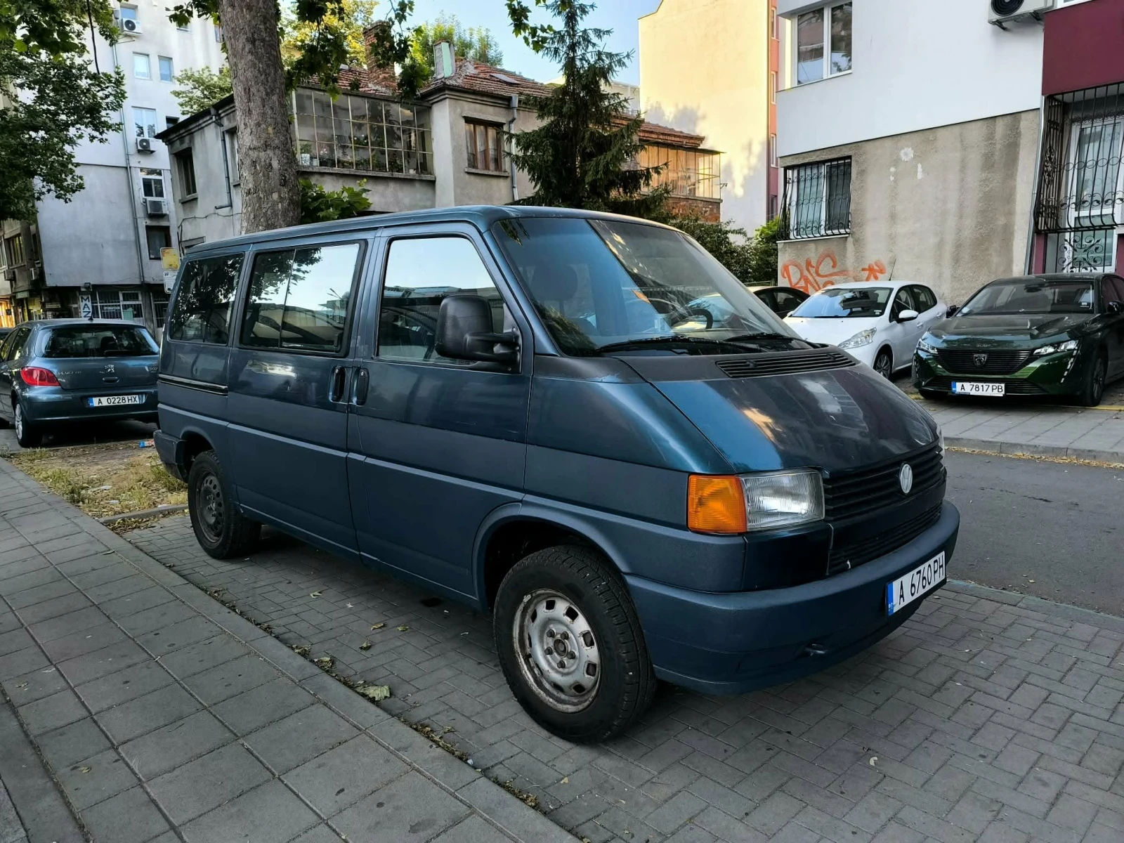 VW Caravelle T 4