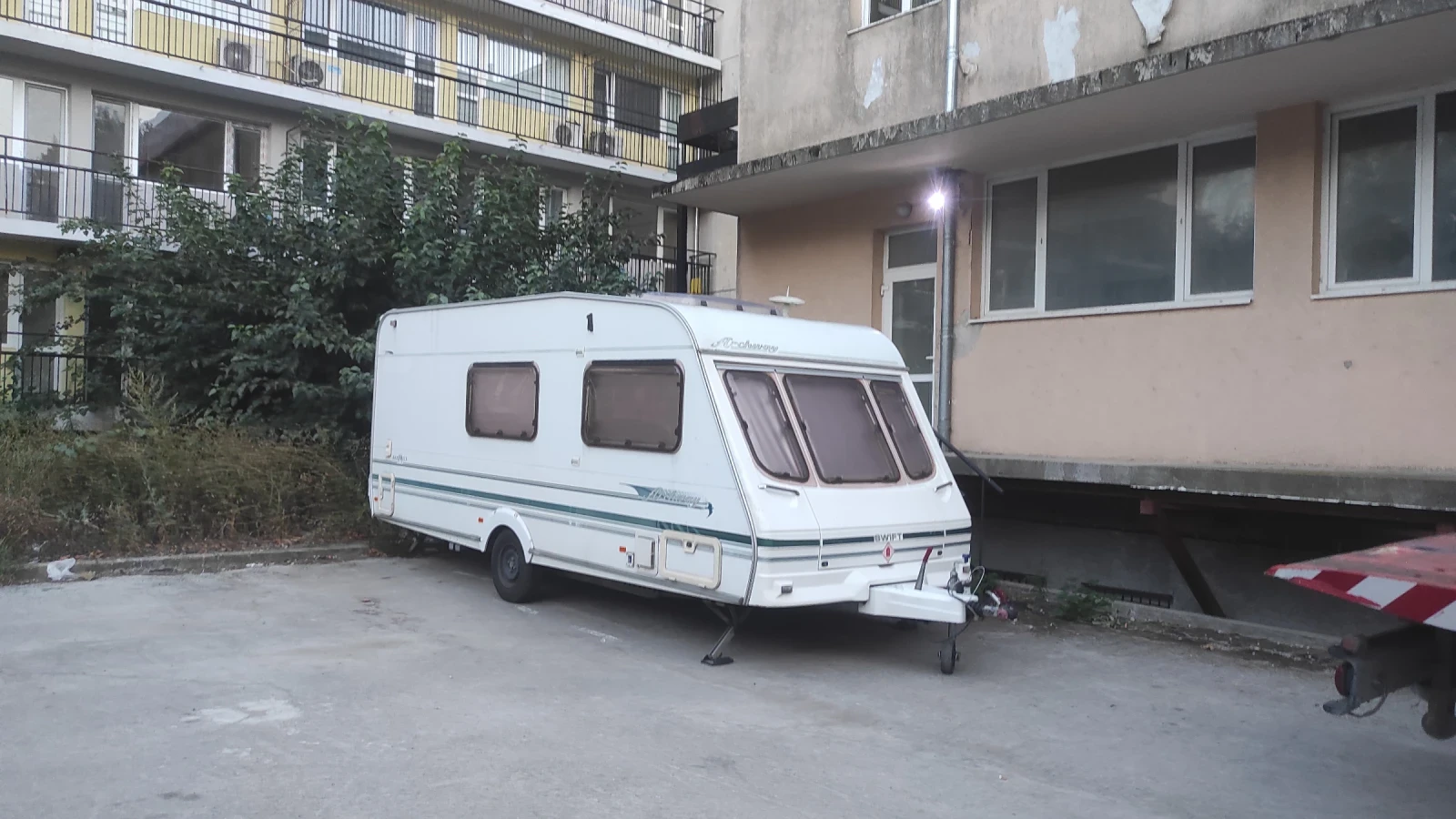Каравана Swift, снимка 2 - Каравани и кемпери - 56111651