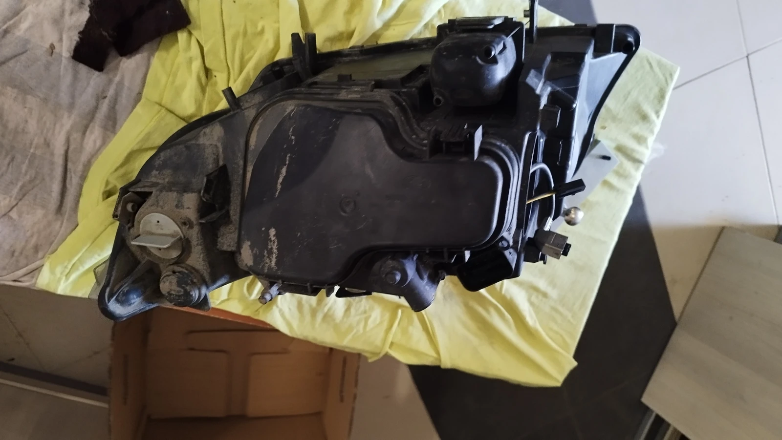 Фар за BMW 3 Series E90 Touring E91 (09.2005 - 06.2008) - десен, снимка 15 - Части - 53875306