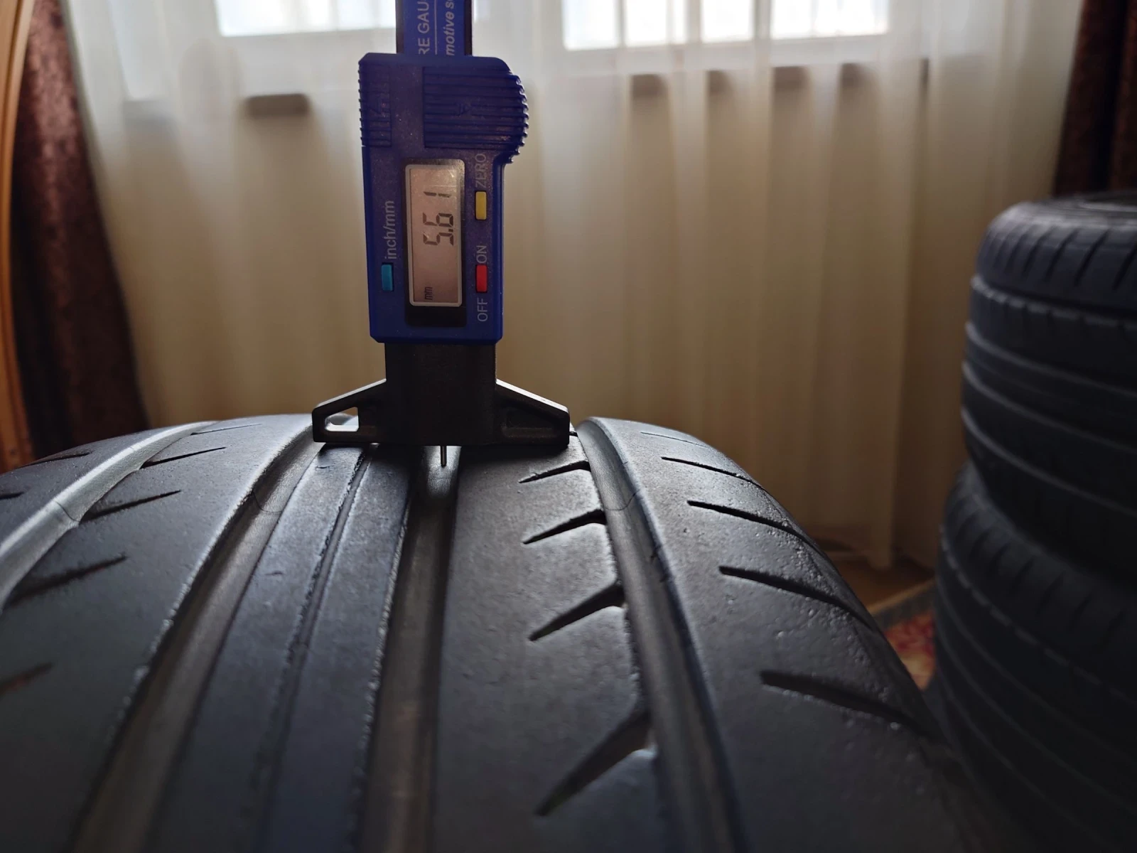 Гуми Летни 205/50R17, снимка 10 - Гуми и джанти - 54693910
