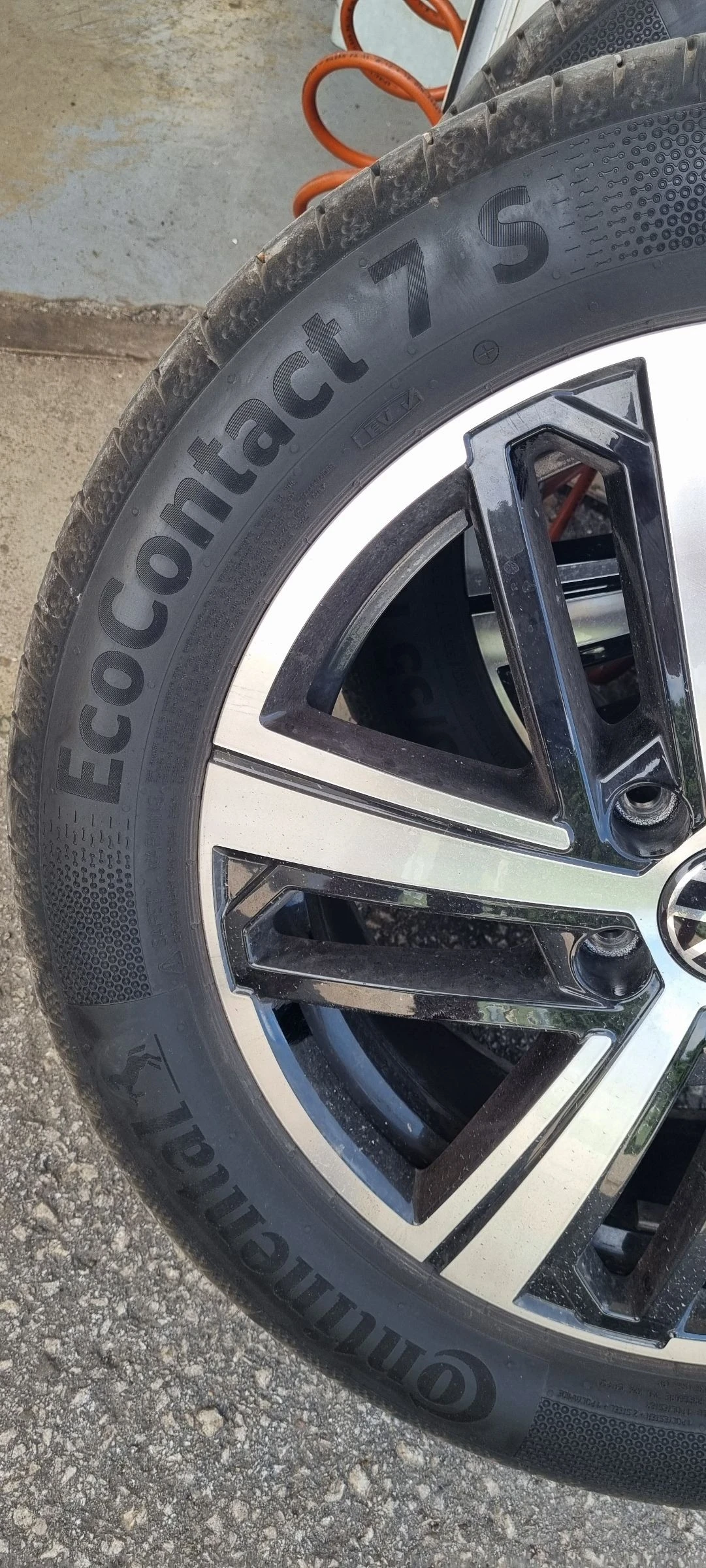���� � ������ 215/55R17 �� VW | Mobile.bg � ����������� 4