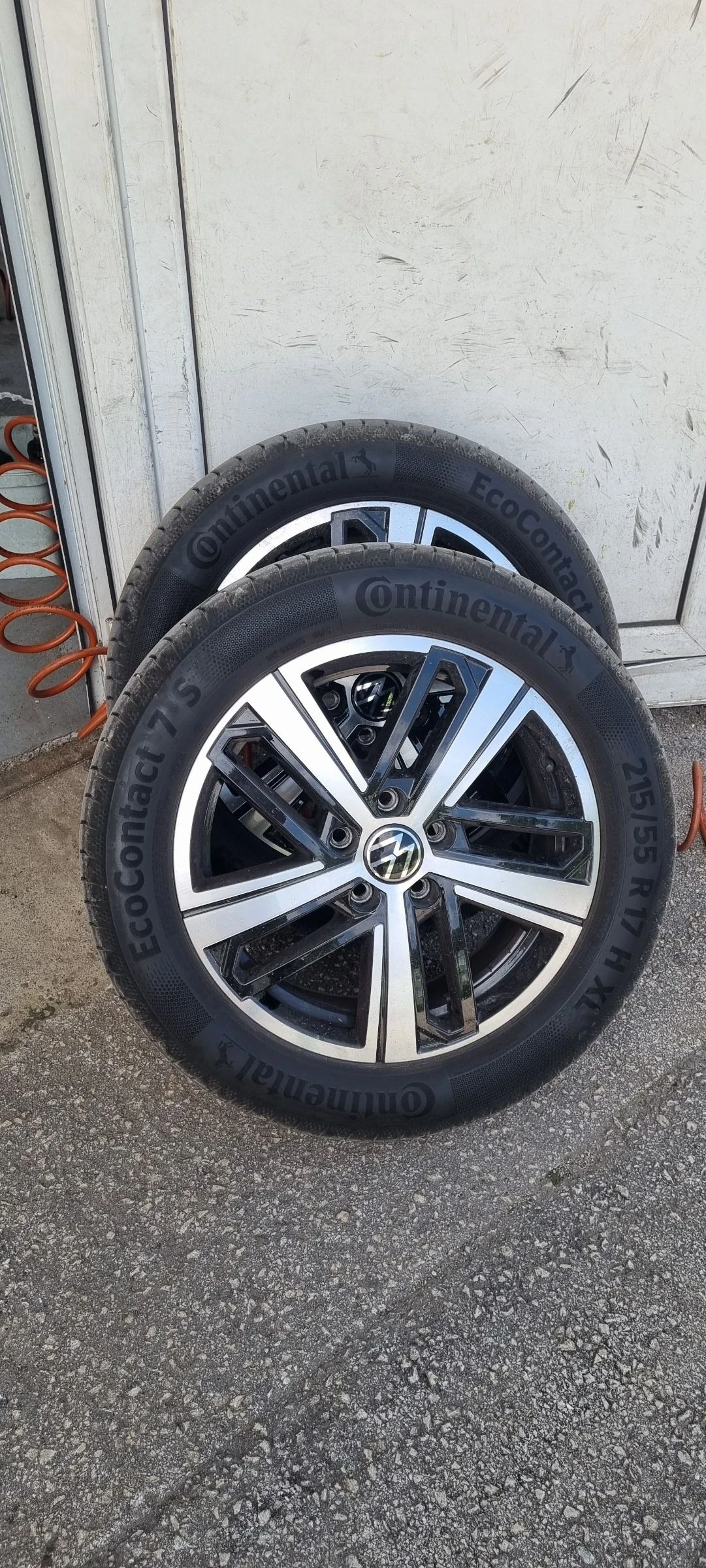 ���� � ������ 215/55R17 �� VW | Mobile.bg � ����������� 1