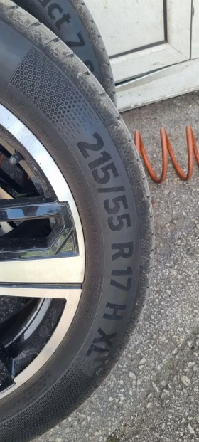 ����� �� �������� �� ���� � ������ 215/55R17 �� VW