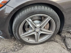 Mercedes-Benz C 300 АМГ ПАКЕТ/ПОДГРЕВ/ПАНО/CARFAX/ФИНАНСИРАНЕ, снимка 16