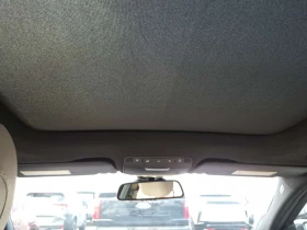 Mercedes-Benz C 300 АМГ ПАКЕТ/ПОДГРЕВ/ПАНО/CARFAX/ФИНАНСИРАНЕ, снимка 12