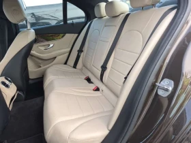 Mercedes-Benz C 300 АМГ ПАКЕТ/ПОДГРЕВ/ПАНО/CARFAX/ФИНАНСИРАНЕ, снимка 11