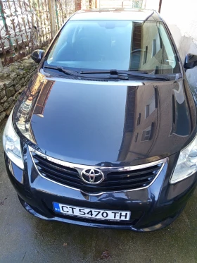 Toyota Avensis Седан, снимка 3