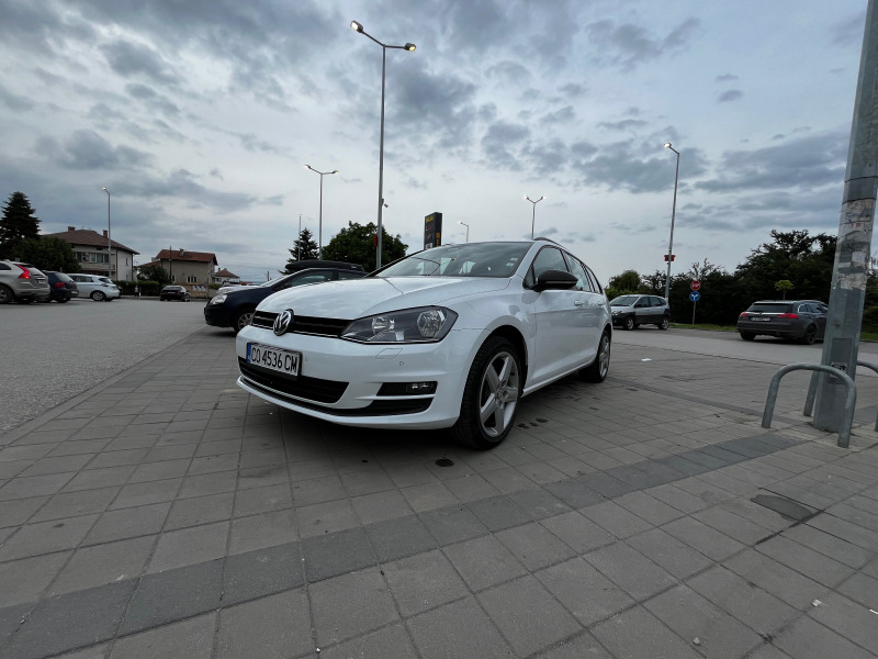 VW Golf, снимка 1 - Автомобили и джипове - 46393030