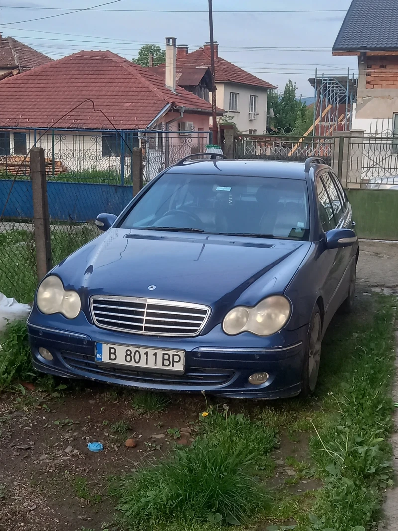 Mercedes-Benz C 270 Комби, снимка 2 - Автомобили и джипове - 47487563