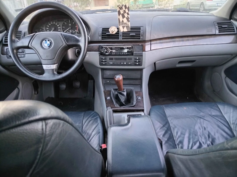 BMW 320 320d, снимка 4 - Автомобили и джипове - 47550755