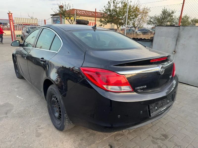 Opel Insignia 2.0, снимка 3 - Автомобили и джипове - 47771881