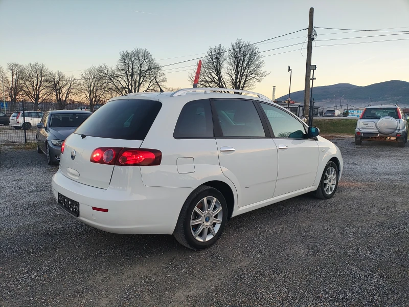 Fiat Croma 1.9 дизел, снимка 4 - Автомобили и джипове - 48152361