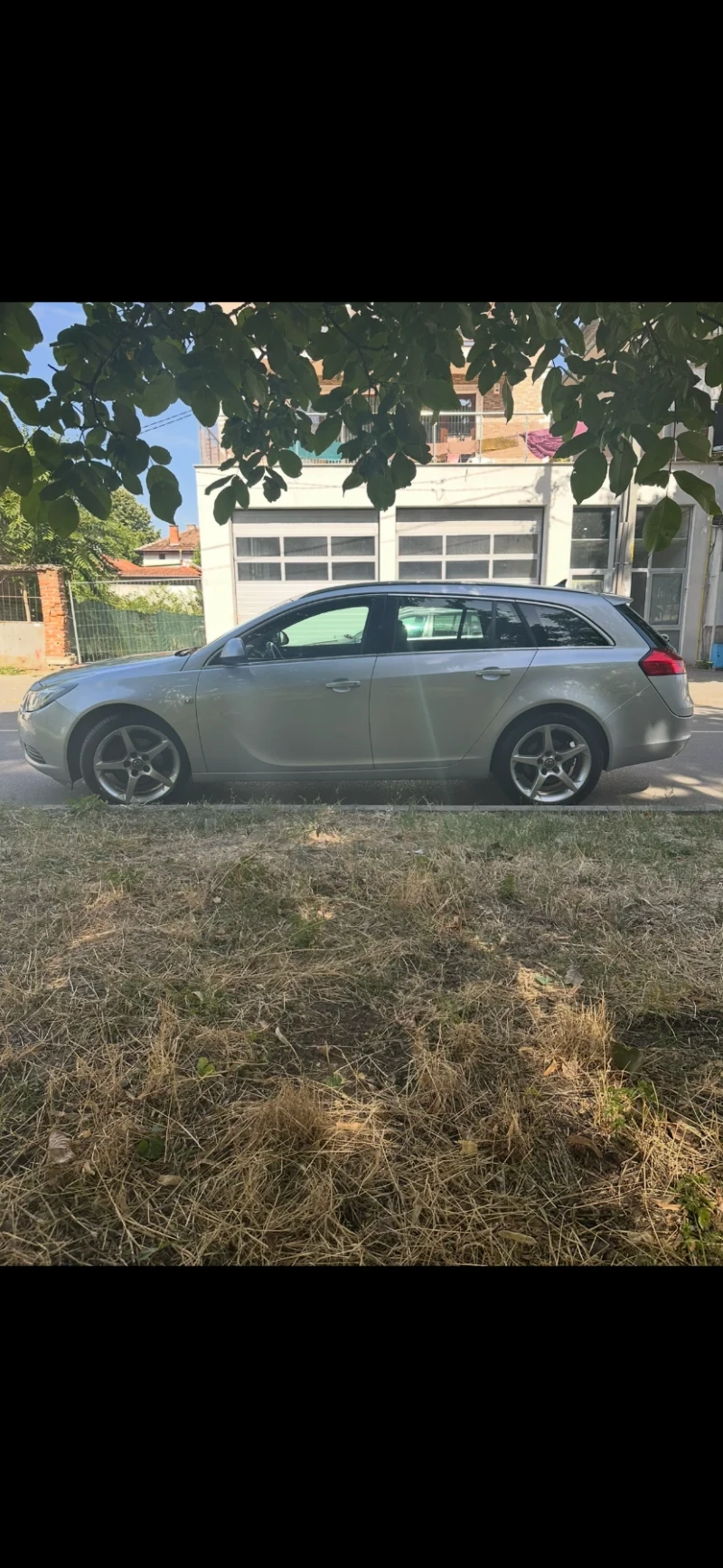 Opel Insignia 2.0 cdti автоматик, снимка 6 - Автомобили и джипове - 49190389