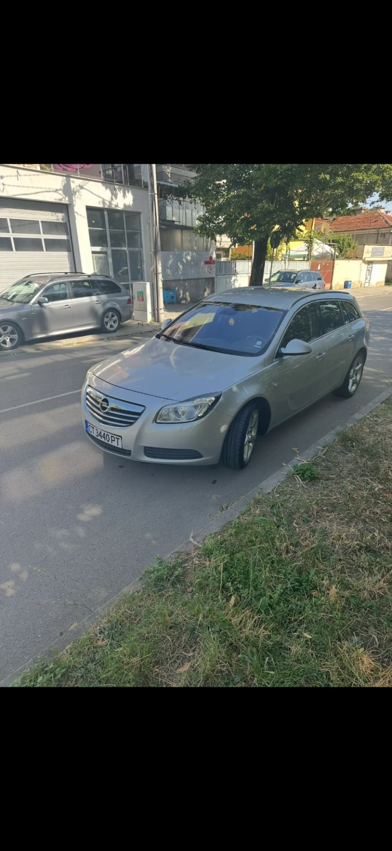 Opel Insignia 2.0 cdti автоматик, снимка 2 - Автомобили и джипове - 49190389