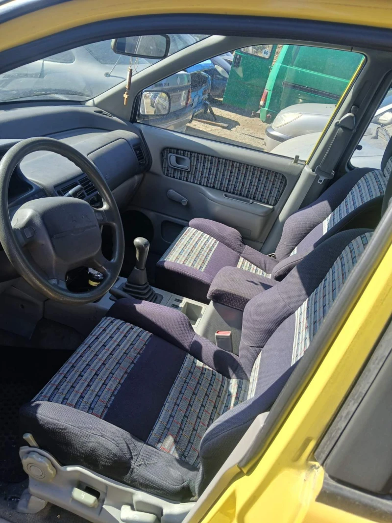 Mitsubishi Space runner, снимка 5 - Автомобили и джипове - 52005419
