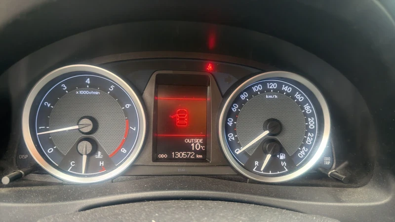 Toyota Auris 1.6 бензин, 130000км, Италия, снимка 7 - Автомобили и джипове - 52802474