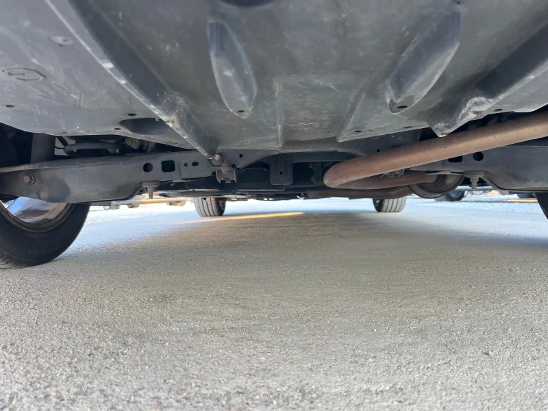 Toyota Auris 1.6 бензин, 130000км, Италия, снимка 16 - Автомобили и джипове - 52802474