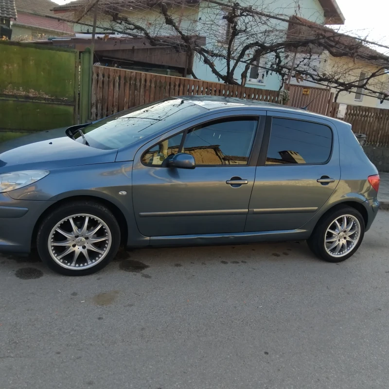 Peugeot 307 Седан, снимка 12 - Автомобили и джипове - 53054416