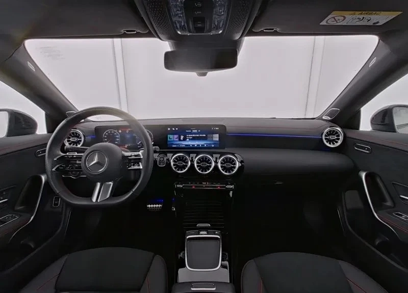 Mercedes-Benz CLA 220d AMG Line - изображение 5