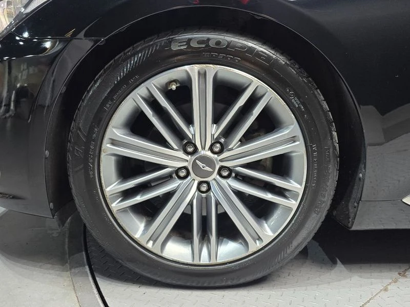 Genesis G80 3.3 Automatic, снимка 5 - Автомобили и джипове - 55598982