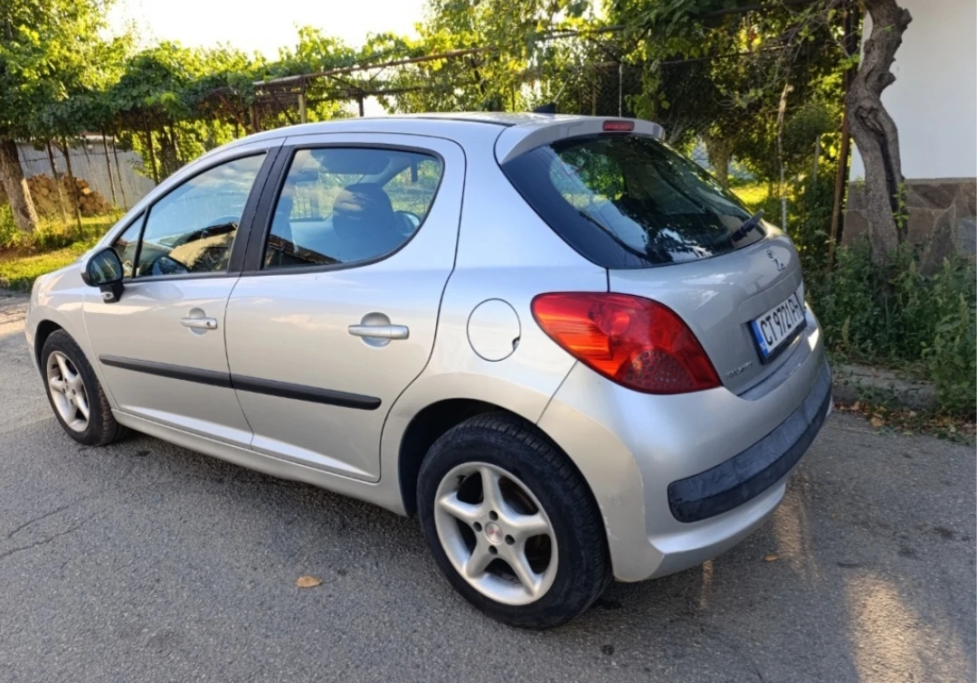 Peugeot 207 1.4i Gaz клима, снимка 1